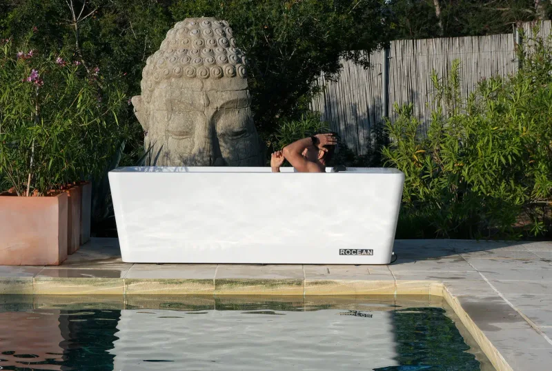 Rocean Bath, Rocean